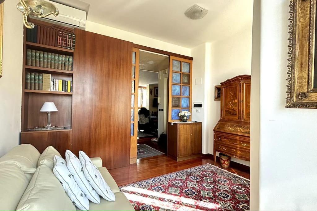 Penthouse With Terrace - Vatican Museums, Saint Peter's Apartment Rom